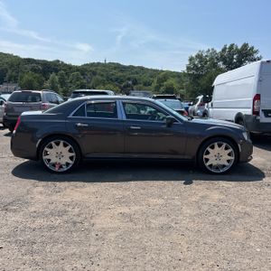 صورة 10 لـ 2015 Chrysler 300 LIMITED