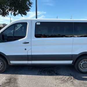 FORD TRANSIT 150 XL - 4