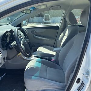 2011 Toyota COROLLA LE — миниатюра 32