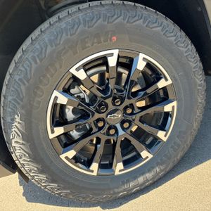 2025 Chevrolet TRAVERSE Z71 照片 17