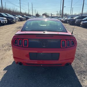FORD MUSTANG V6 - 7