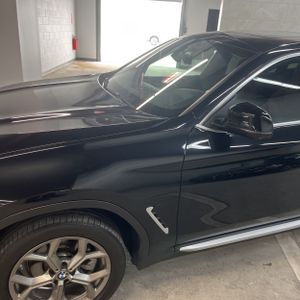 صورة 2 لـ 2023 BMW X4 XDRIVE30I