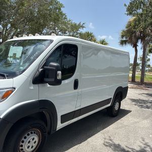 صورة 2 لـ 2025 RAM PROMASTER 2500 TRADESMAN