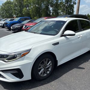 2019 KIA OPTIMA LX — фото 2