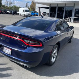 DODGE CHARGER SXT - 8