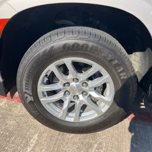 2021 Chevrolet TAHOE LT 照片 17