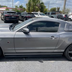 FORD MUSTANG V6 PREMIUM - 4