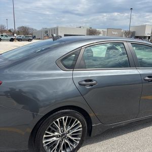 KIA FORTE GT-LINE - 9