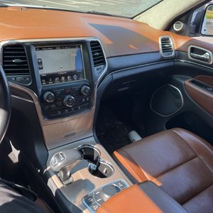 صورة مصغرة 32 لـ 2015 JEEP GRAND CHEROKEE SUMMIT
