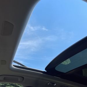 2019 Volvo XC60 MOMENTUM thumbnail 36
