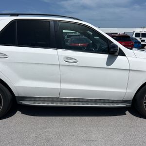 صورة مصغرة 11 لـ 2018 Mercedes-BENZ GLE
