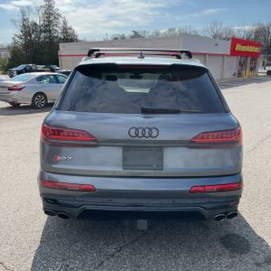 AUDI SQ7 PREMIUM PLUS - 5