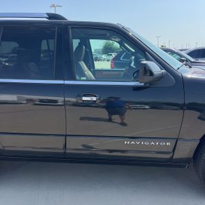 2014 Lincoln NAVIGATOR BASE — миниатюра 11