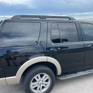 FORD EXPLORER EDDIE BAUER - 9