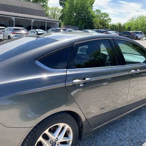FORD FUSION SE - 9