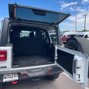صورة مصغرة 40 لـ 2025 JEEP WRANGLER RUBICON