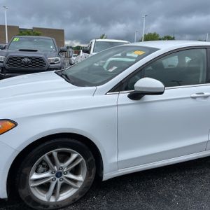 FORD FUSION SE - 2