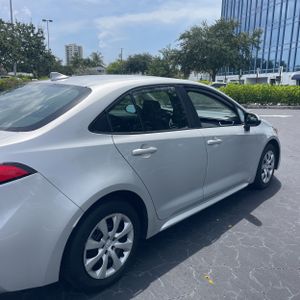 2024 Toyota COROLLA LE 照片 9