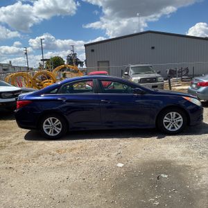 HYUNDAI SONATA GLS - 10