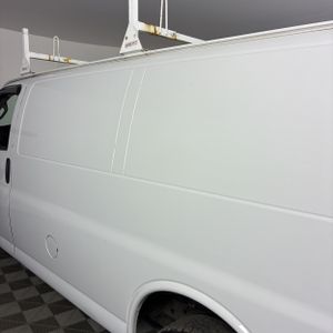 CHEVROLET EXPRESS 2500 - 5