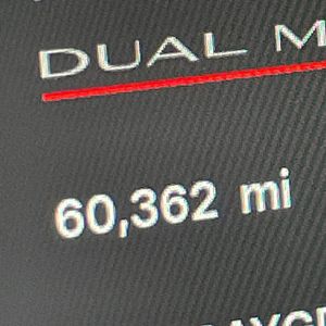 2022 Tesla MODEL Y PERFORMANCE — миниатюра 39