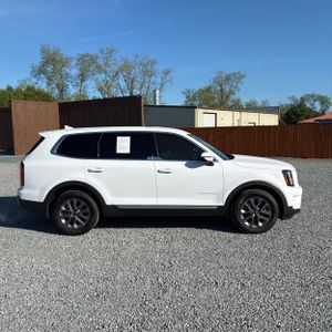 KIA TELLURIDE LX - 10
