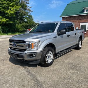 2019 FORD F-150 XLT photo 1