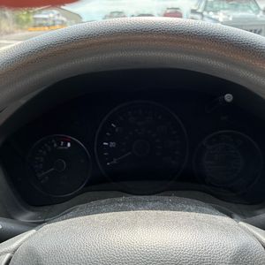 2016 Honda HR-V LX photo 39