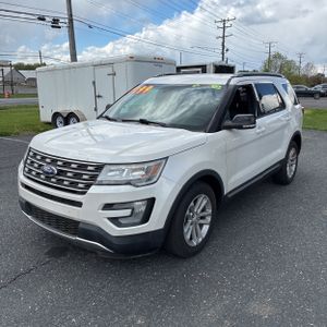FORD EXPLORER XLT - 1