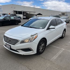 HYUNDAI SONATA BASE - 1