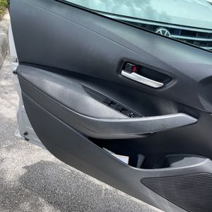 صورة مصغرة 73 لـ 2021 Toyota COROLLA LE