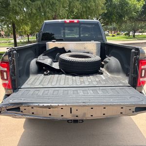 صورة مصغرة 41 لـ 2024 RAM 3500 TRADESMAN