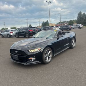 2015 FORD MUSTANG V6 照片 1