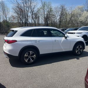 MERCEDES-BENZ GLC - 10