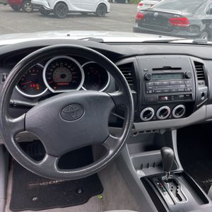 2011 Toyota TACOMA BASE — миниатюра 35
