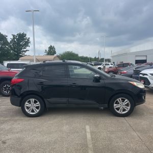 HYUNDAI TUCSON GLS - 10