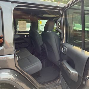 2025 JEEP WRANGLER SAHARA 缩略图 35