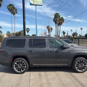 JEEP WAGONEER SERIES III - 10