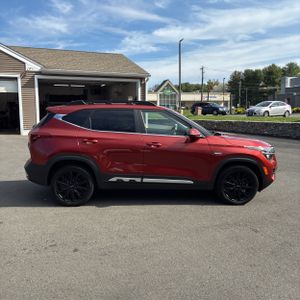 KIA SELTOS NIGHTFALL - 10