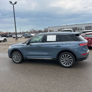 LINCOLN CORSAIR RESERVE - 3