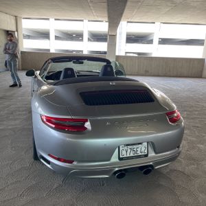 PORSCHE 911 CARRERA S - 7