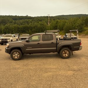 2015 Toyota TACOMA V6 photo 3