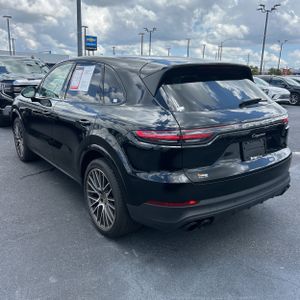 PORSCHE CAYENNE - 5