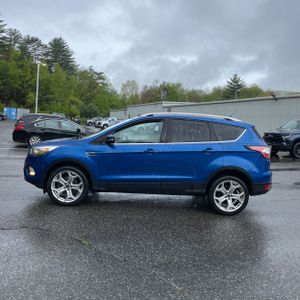 FORD ESCAPE TITANIUM - 3