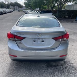 HYUNDAI ELANTRA VALUE EDITION - 7