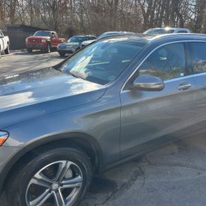 MERCEDES-BENZ GLC - 2