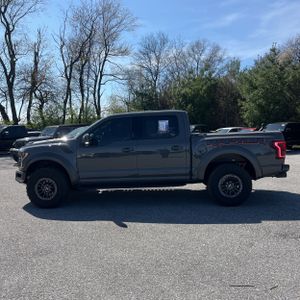FORD F-150 RAPTOR - 3