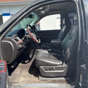 2014 Cadillac ESCALADE LUXURY — фото 31