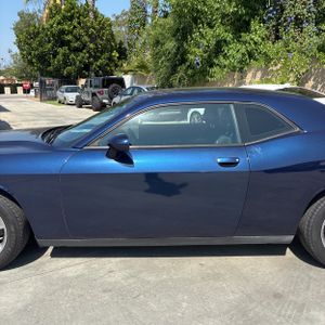 DODGE CHALLENGER - 4