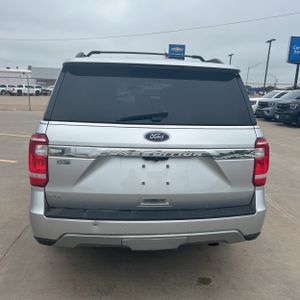 FORD EXPEDITION XLT - 7